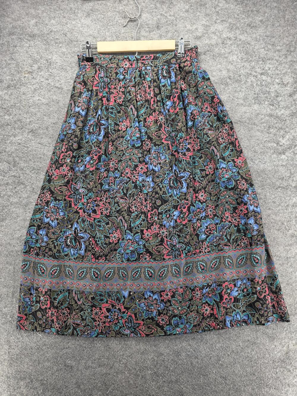 Vintage E.A. Chatta Skirt Womens 12 Black Floral Rayon Elastic Waist Made USA